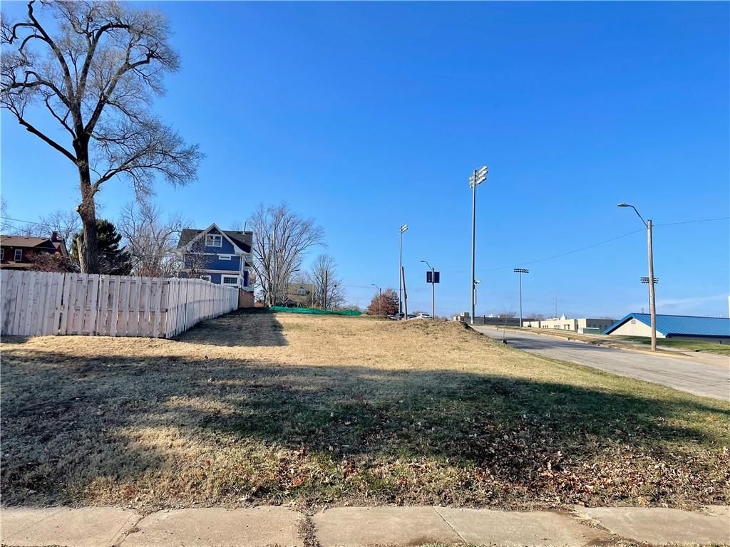 5400 Lydia Avenue, Kansas City, MO