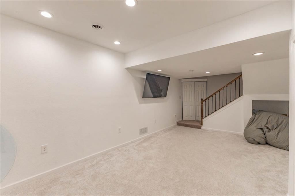 34225 W 90th Circle — photo 20
