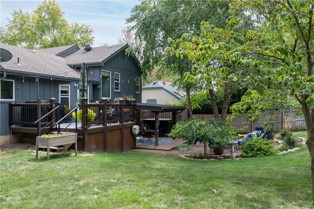 1100 E Cothrell Street — photo 35
