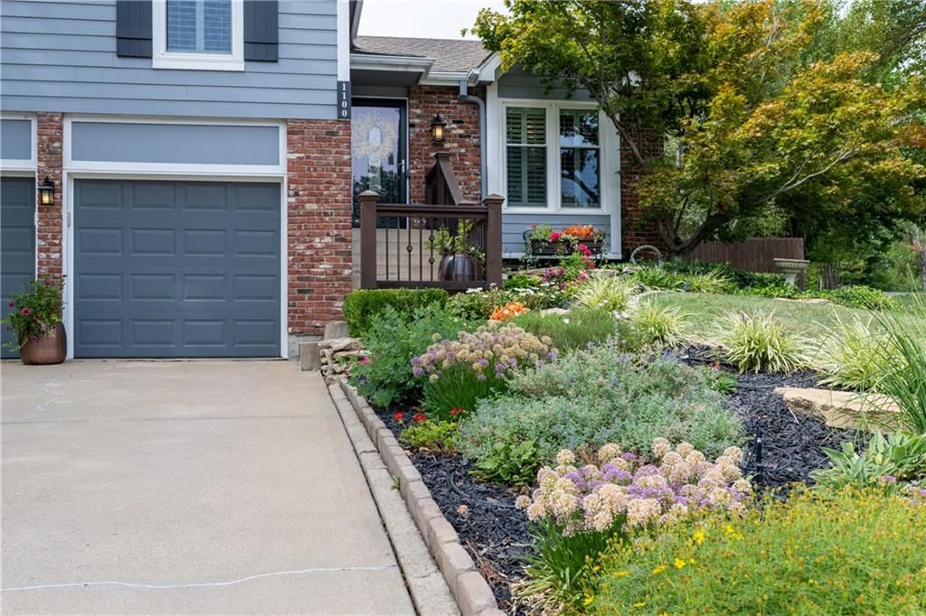 1100 E Cothrell Street — photo 48