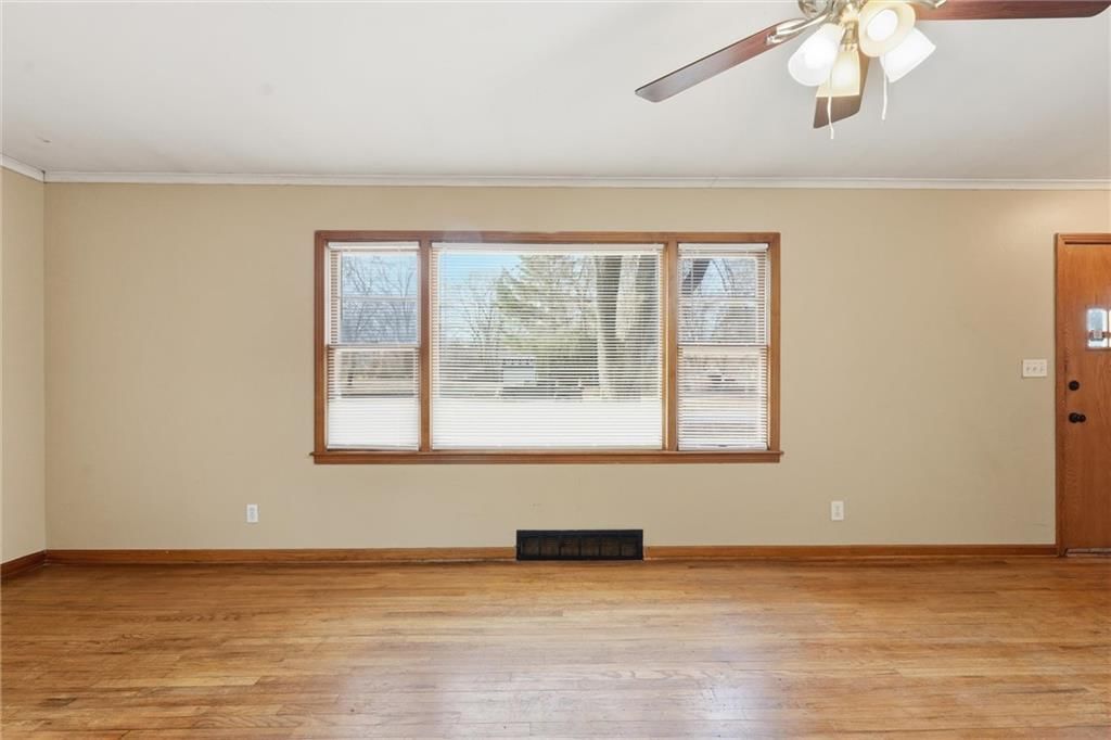13609 Cypress Avenue — photo 6
