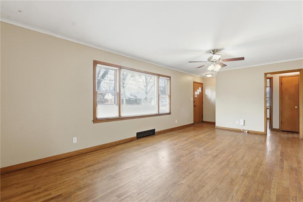13609 Cypress Avenue — photo 8