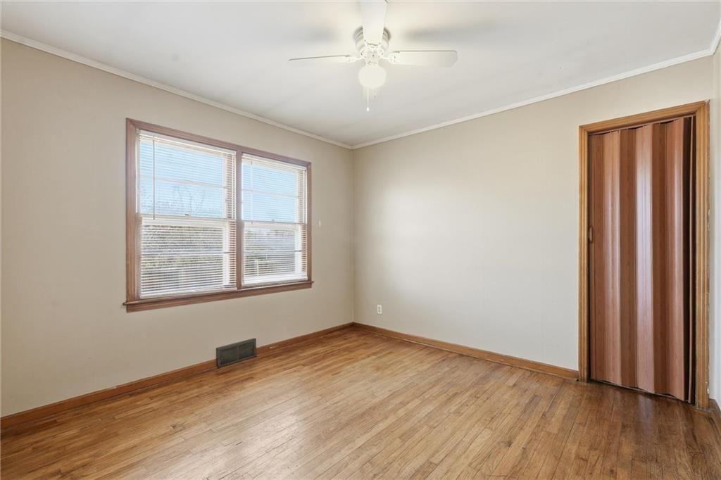 13609 Cypress Avenue — photo 15
