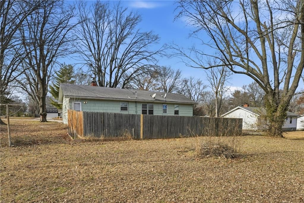 13609 Cypress Avenue — photo 24