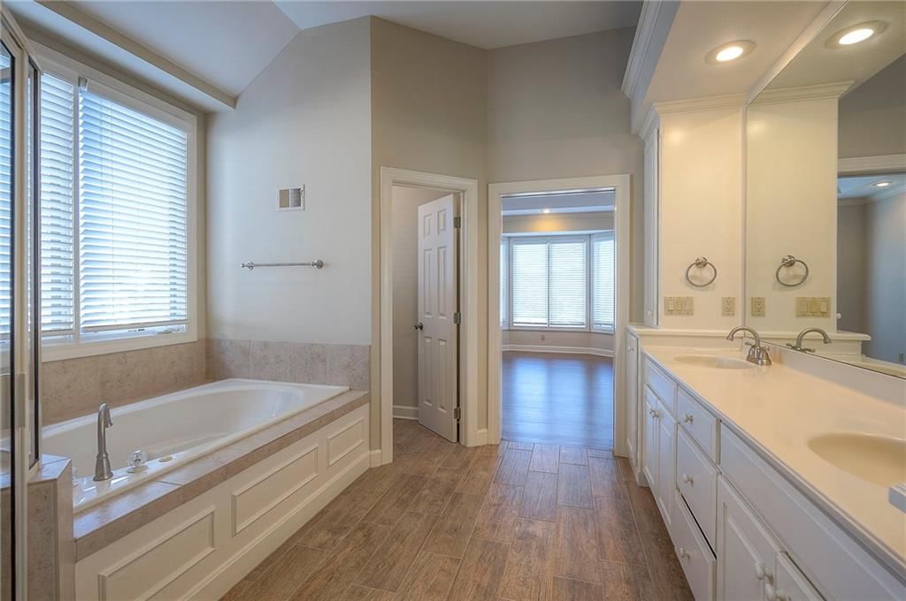 12549 Connell Drive — photo 32