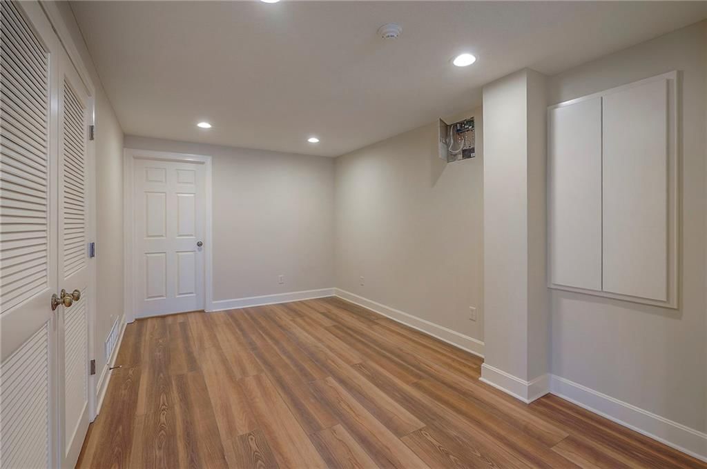 12549 Connell Drive — photo 47
