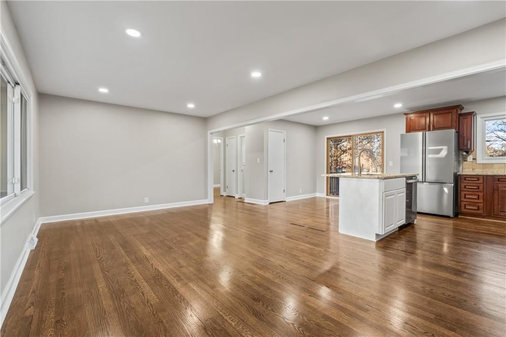 8808 E 84th Terrace — photo 4