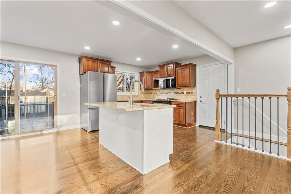 8808 E 84th Terrace — photo 11
