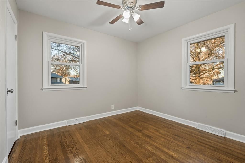 8808 E 84th Terrace — photo 15