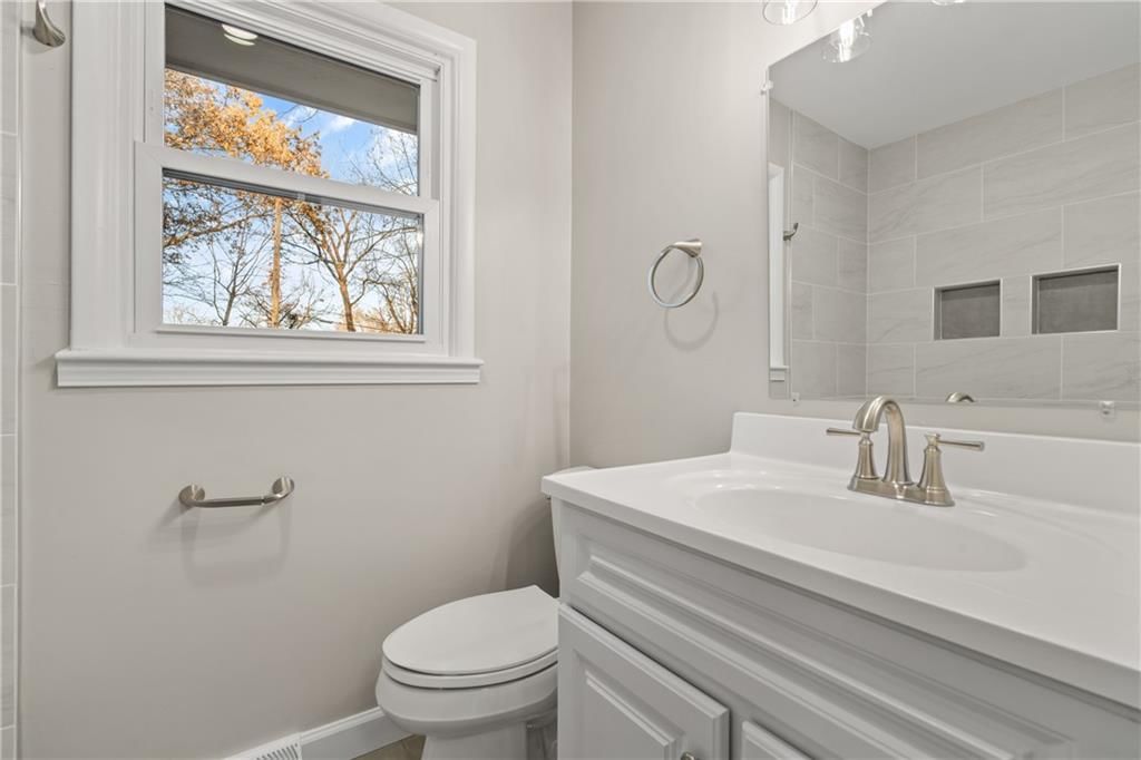 8808 E 84th Terrace — photo 20