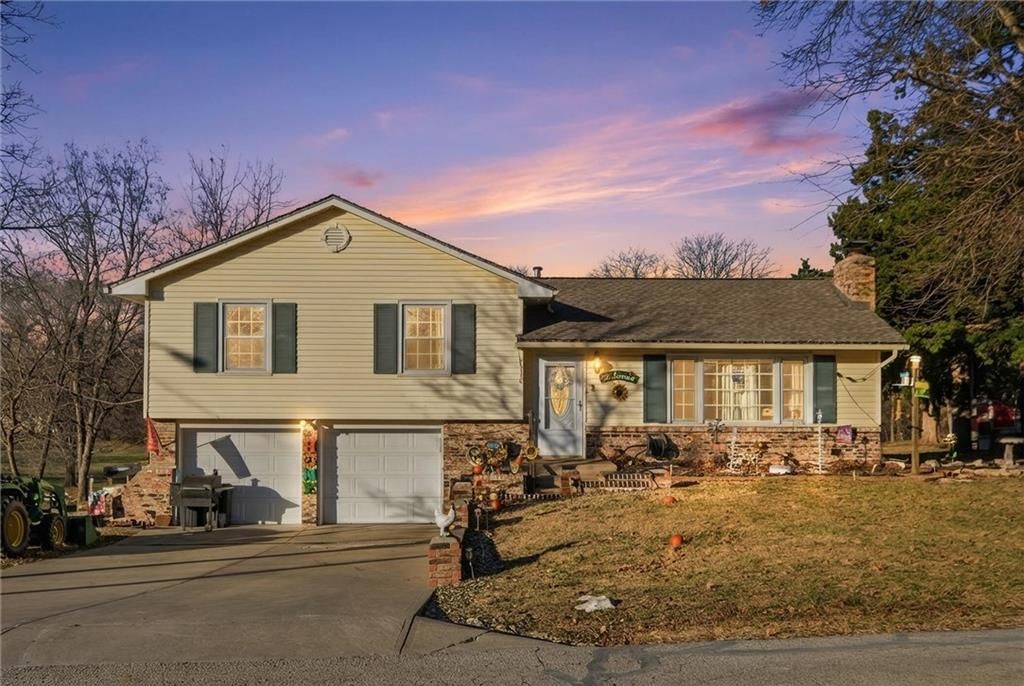 7710 Speaker Road, Kansas City, KS