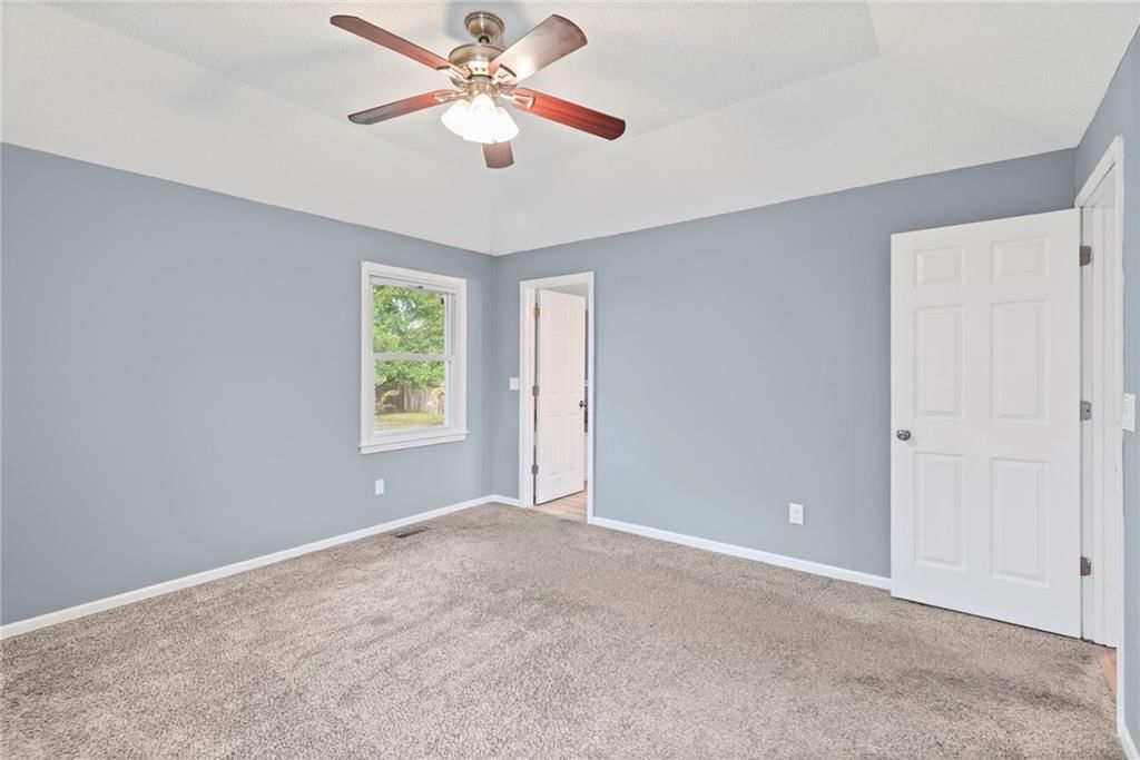 1108 NE Ridgeview Drive — photo 17