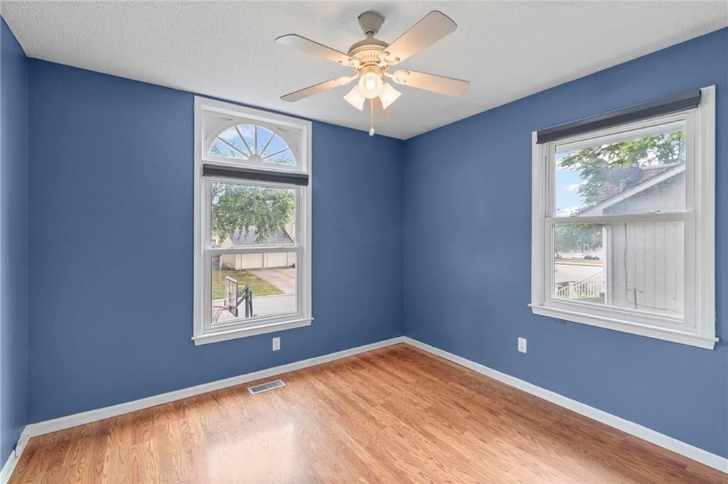 1108 NE Ridgeview Drive — photo 20