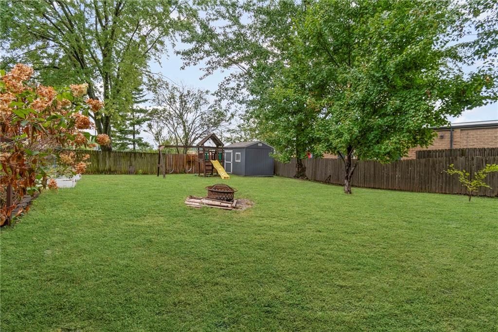 1108 NE Ridgeview Drive — photo 36