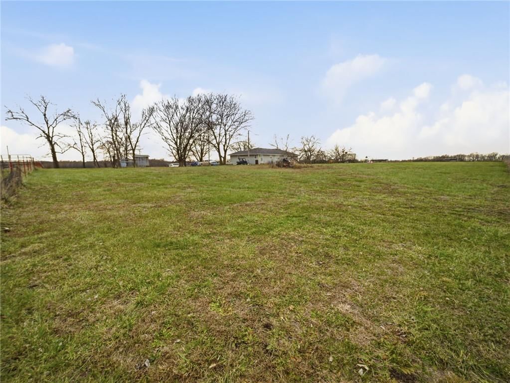 739 SW 700th Road — photo 9