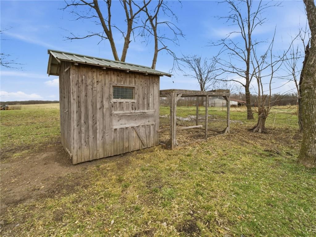 739 SW 700th Road — photo 32