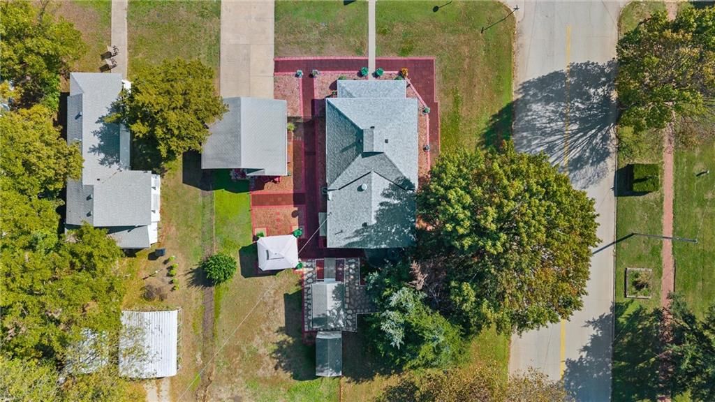 101 N Ridgeway Street — photo 31