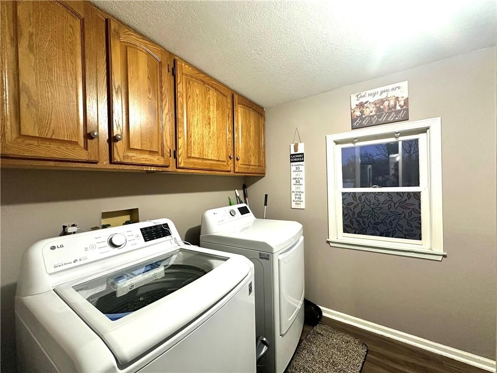 801 E Pearl Street — photo 26