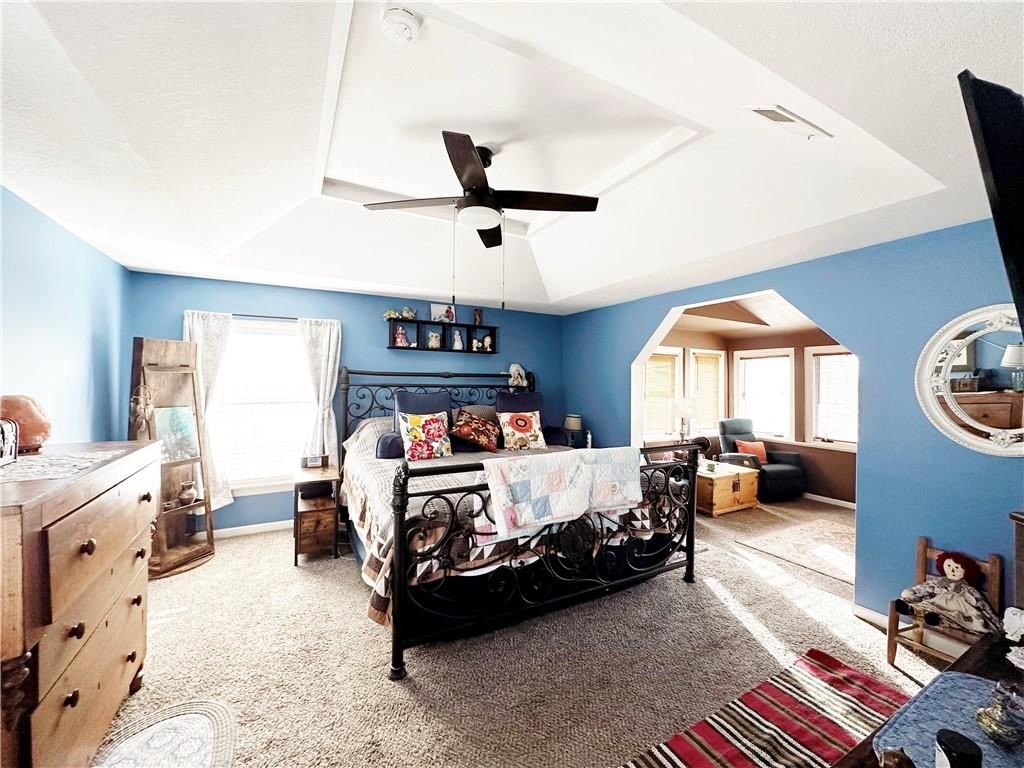 801 E Pearl Street — photo 33