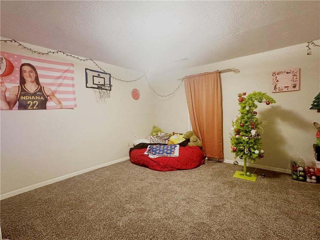 801 E Pearl Street — photo 50