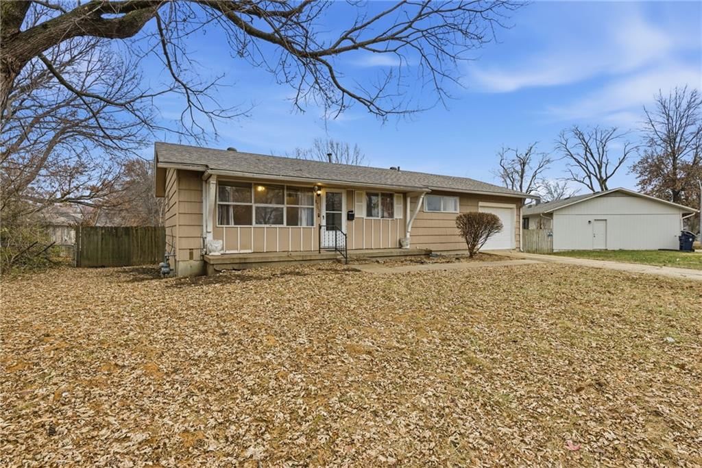 8703 Manchester Avenue — photo 3
