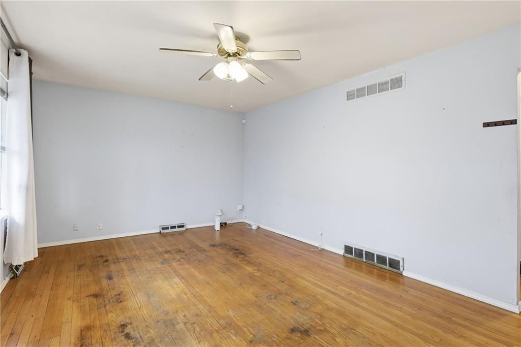 8703 Manchester Avenue — photo 4