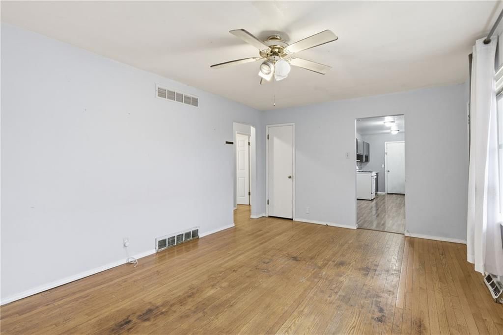 8703 Manchester Avenue — photo 7