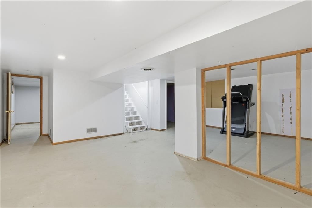 8703 Manchester Avenue — photo 24