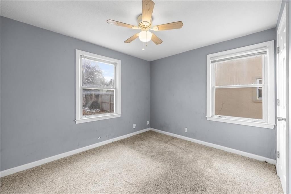 6435 Walrond Avenue — photo 9