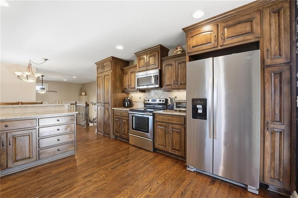 1261 BLACKBERRY Drive — photo 15