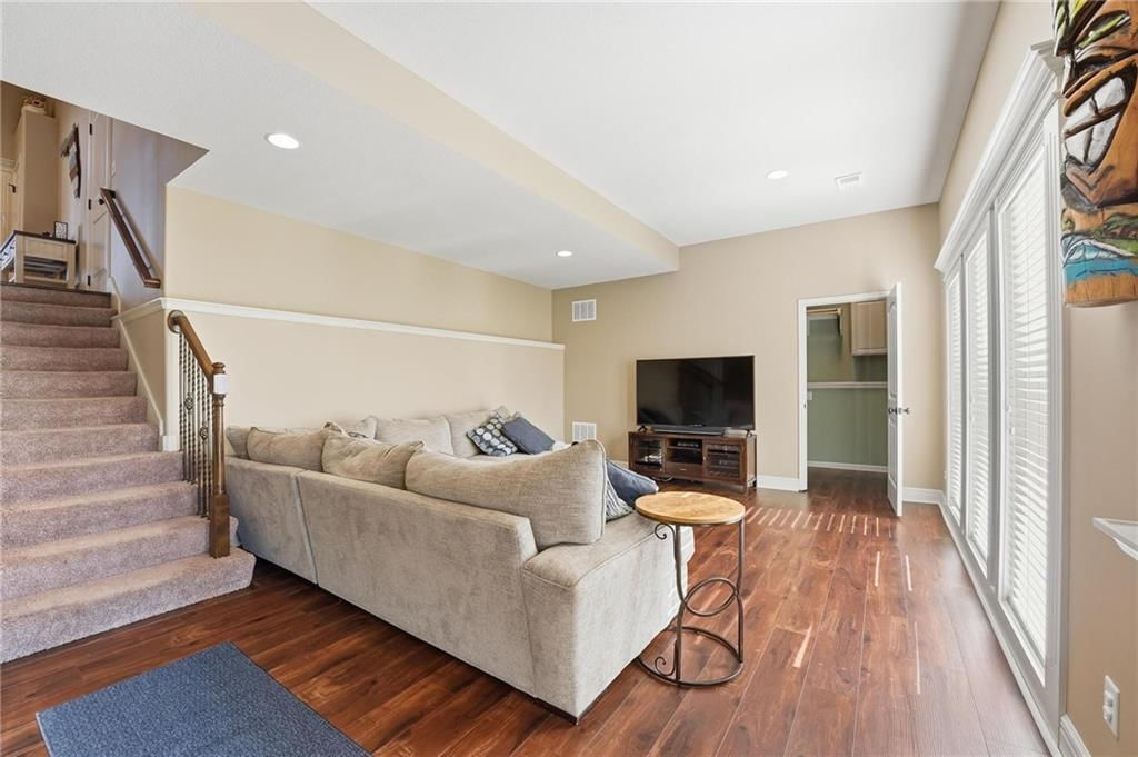 1261 BLACKBERRY Drive — photo 30