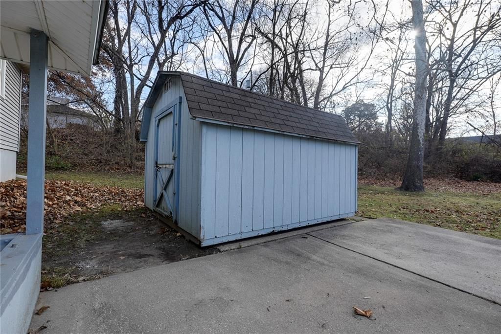 11203 E Putnam Street — photo 23