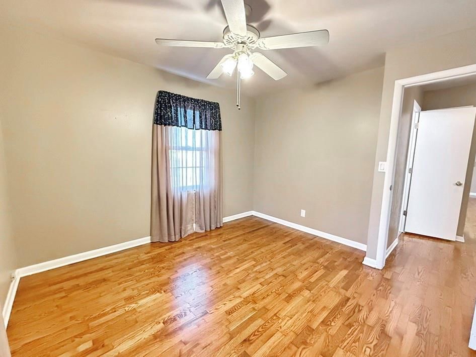 314 W Fields Boulevard — photo 27