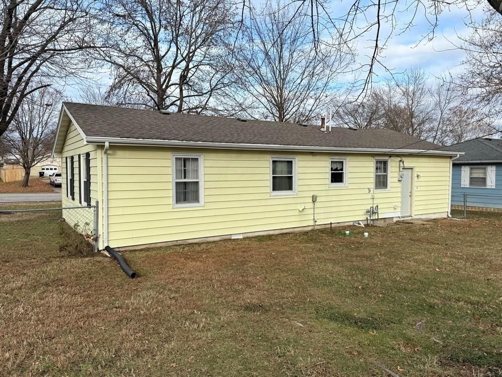 314 W Fields Boulevard — photo 30
