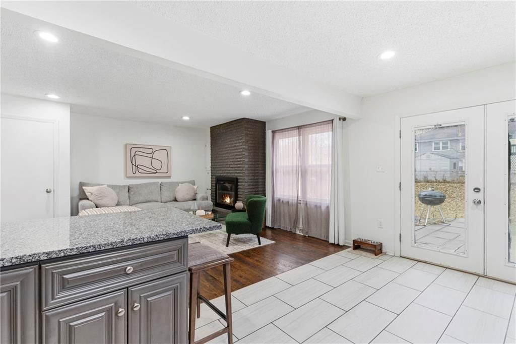 515 S Meadowbrook Lane — photo 5
