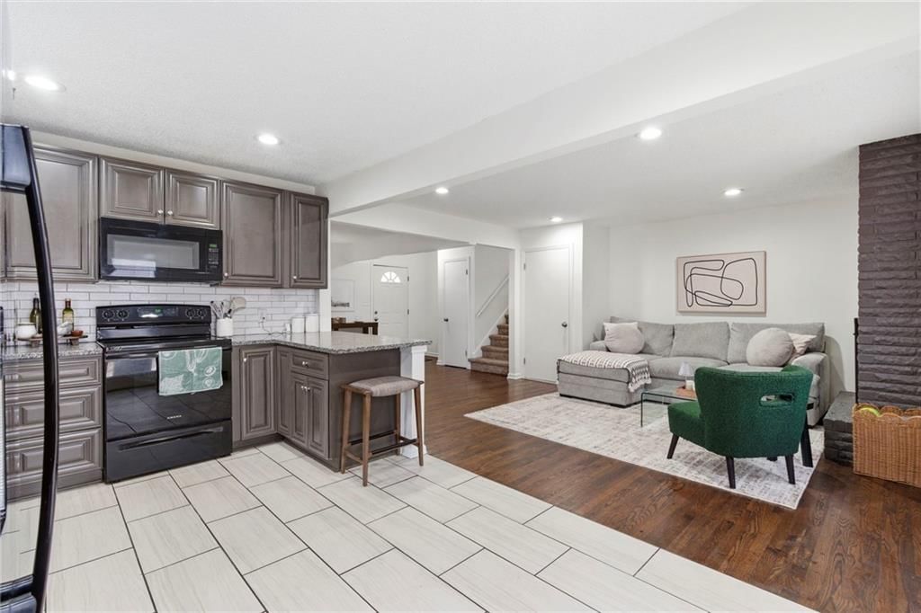 515 S Meadowbrook Lane — photo 16