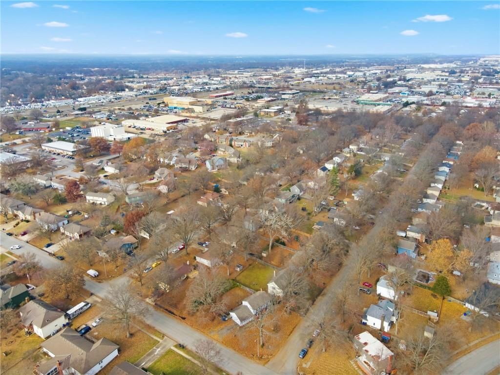 515 S Meadowbrook Lane — photo 35