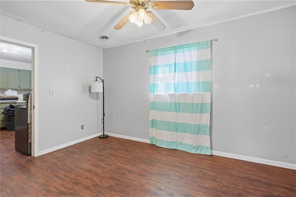 207 N Bissell Street — photo 16