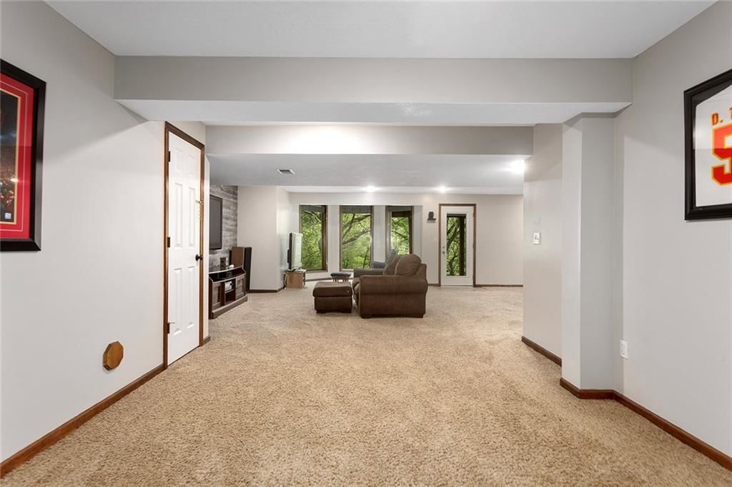 5501 NE OAKS RIDGE Lane — photo 39