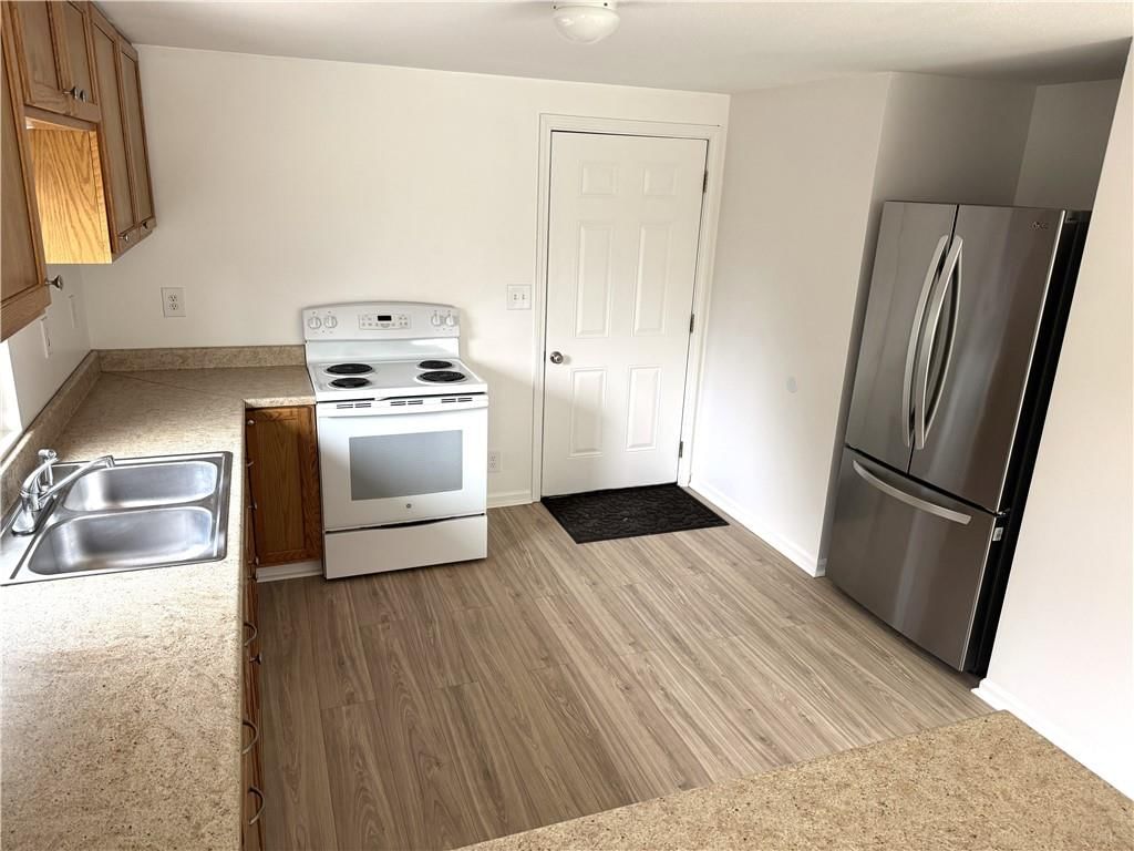 62 Maple Drive — photo 5