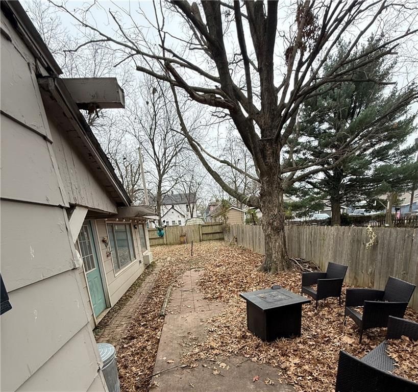 210 E 21st Street — photo 11