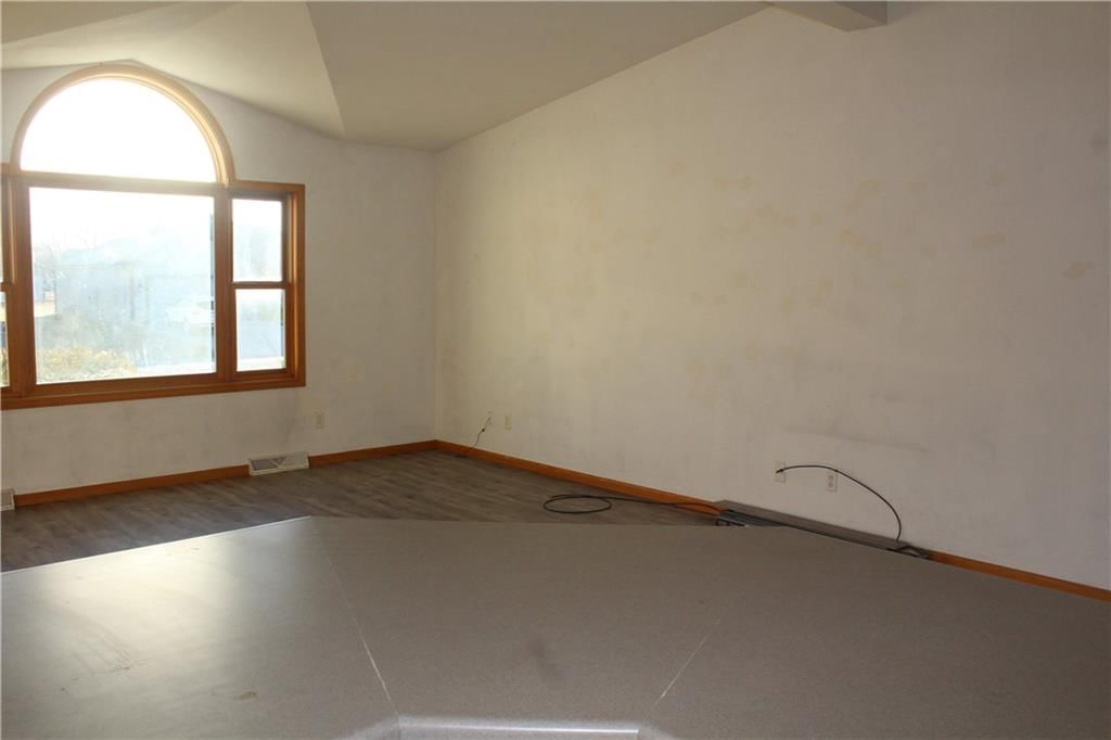 216 S Dalton Drive — photo 4