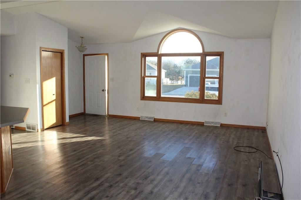 216 S Dalton Drive — photo 5