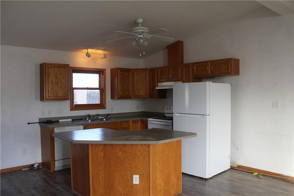 216 S Dalton Drive — photo 9