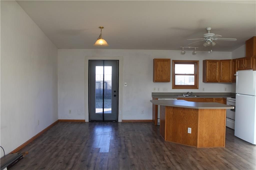 216 S Dalton Drive — photo 12