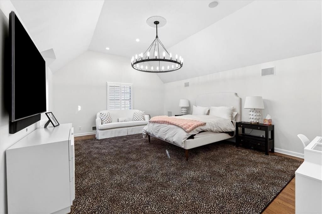 2504 W 70th Terrace — photo 40