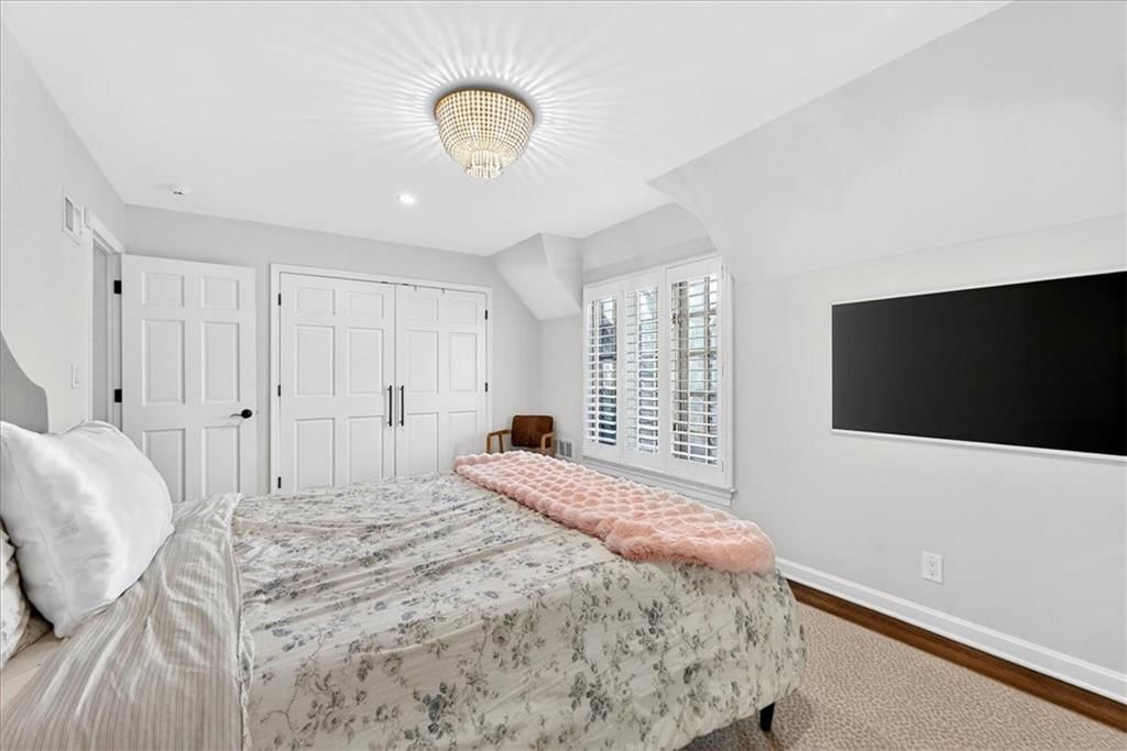 2504 W 70th Terrace — photo 43