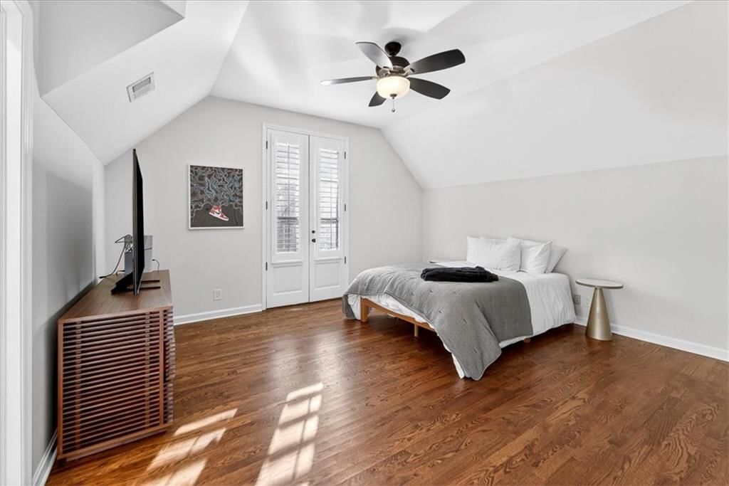 2504 W 70th Terrace — photo 45