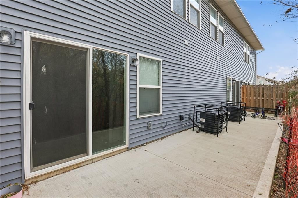 2904 S Harvard Avenue — photo 4