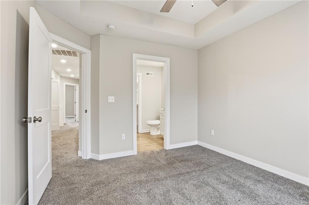 2904 S Harvard Avenue — photo 17